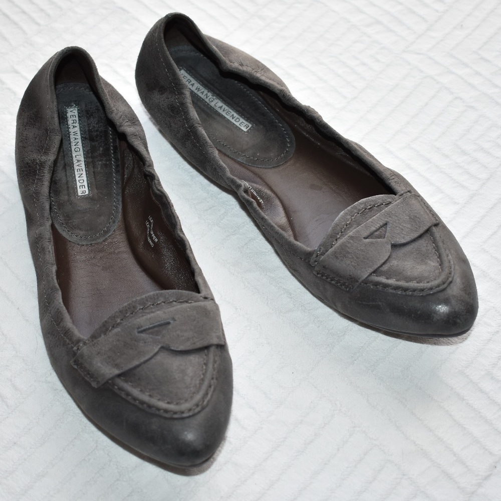 Vera Wang Lavender 9 Leather Flats Loafers Gray